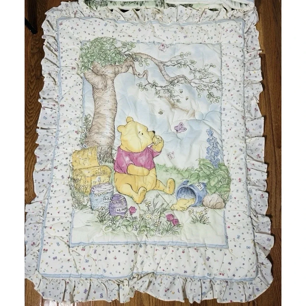 Vintage 1997 Classic Winnie the Pooh Comforter Baby Crib Blanket Made In USA